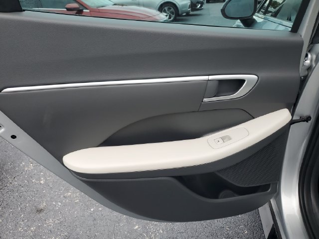 2024 Hyundai Sonata SEL - Photo 23