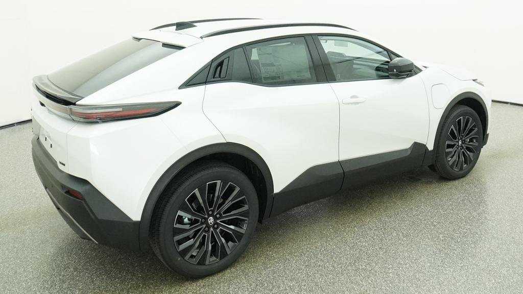 New 2026 Wind Chill Pearl Toyota XSE image 18