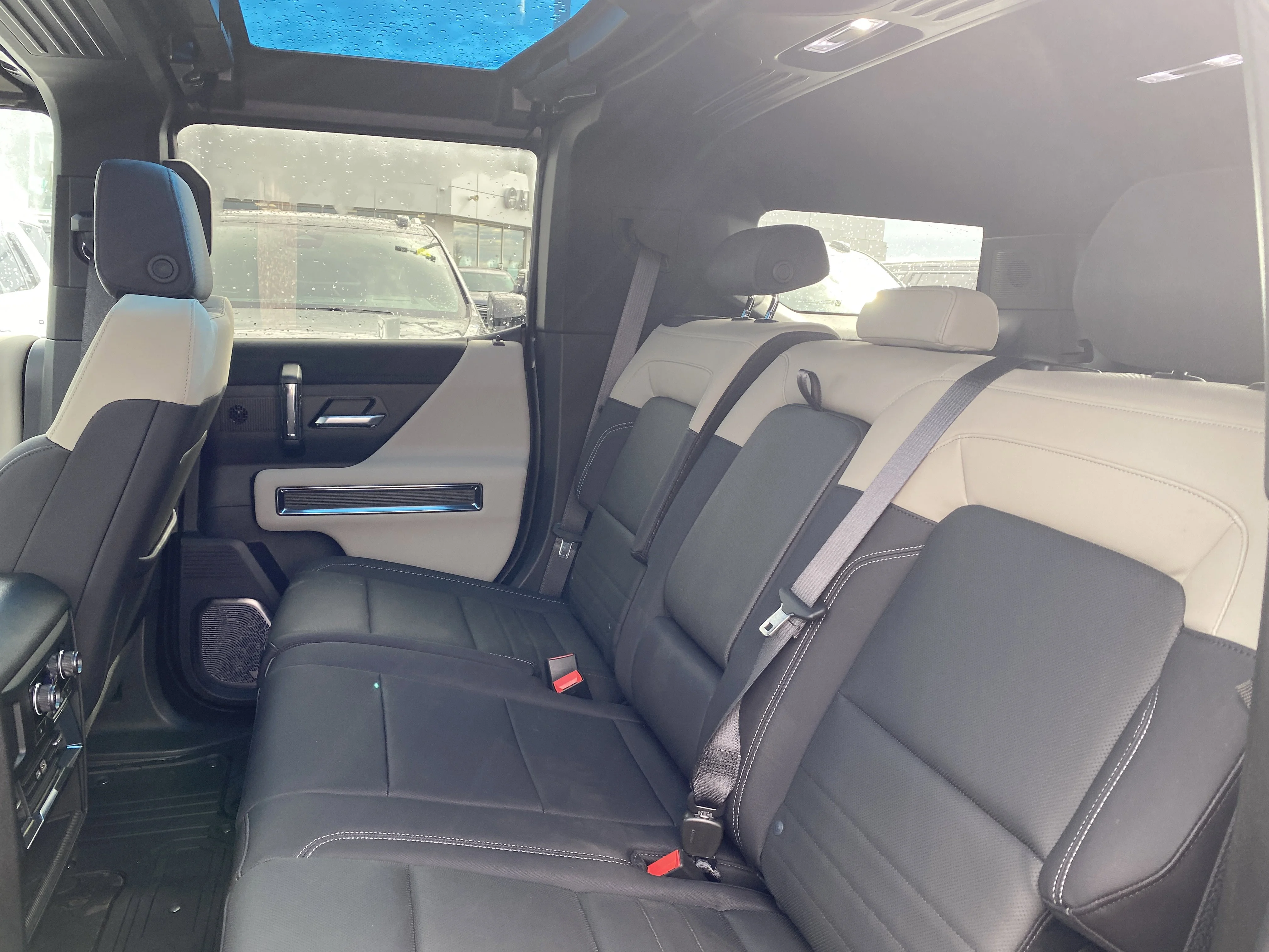 New 2026 VOID BLACK GMC 2X image 28