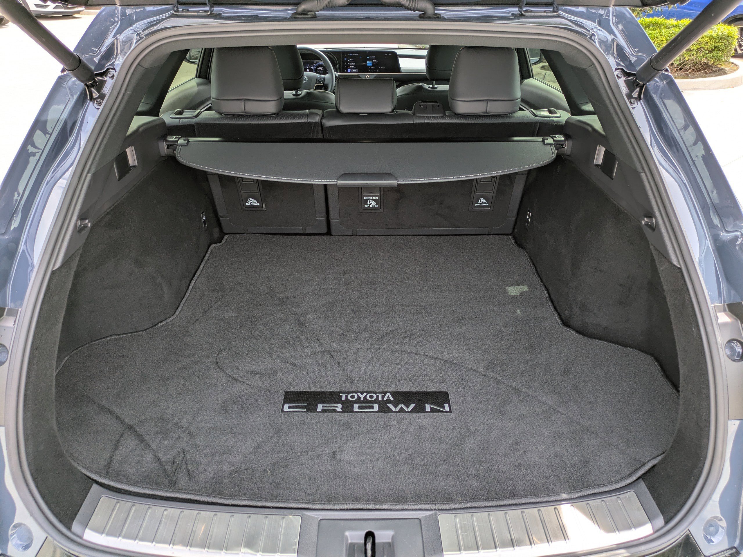 Used 2025 STORM CLOUD Toyota XLE image 11