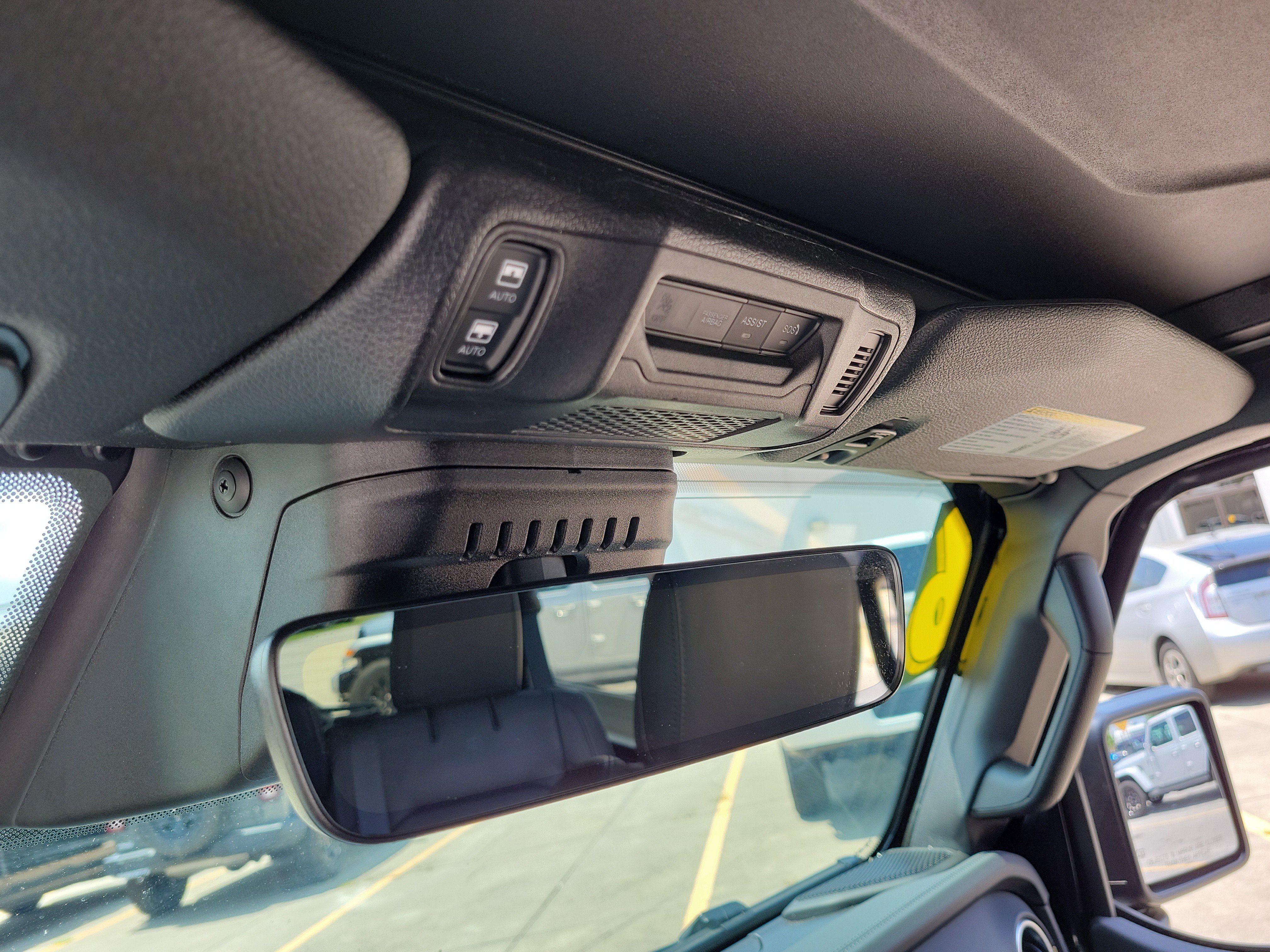 Used 2026 Black Clearcoat Jeep Sahara image 31