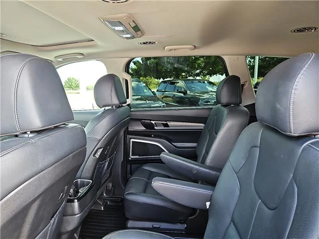 Used 2022 Black Copper KIA EX Front-Wheel Drive image 10