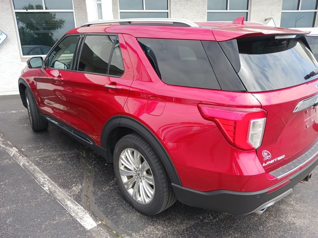 Used 2020 Rapid Red Metallic Tinted Clearcoat Ford Limited image 9