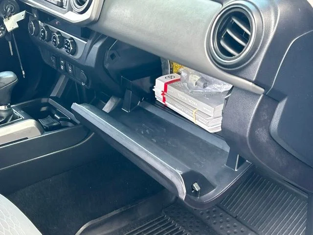 Used 2018 Black Toyota SR5 image 30