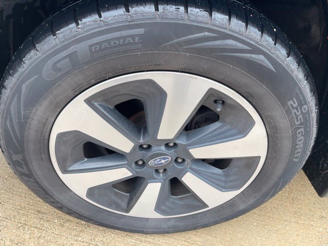 Used 2018 Dark Gray Metallic Subaru 2.5i Limited image 7