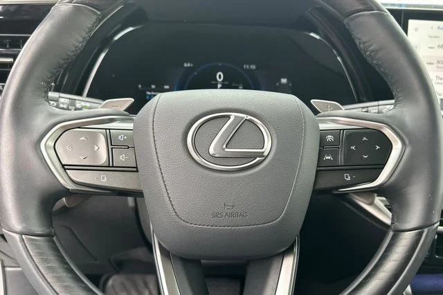 Used 2025 Silver Lexus 350h Luxury image 29