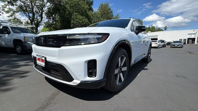 New 2026 Frostline White Pearl Honda AWD Touring image 9