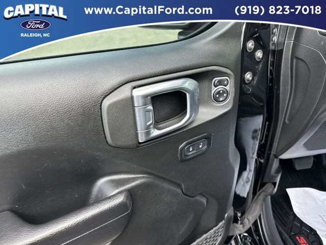 Used 2022 Black Jeep Willys image 20