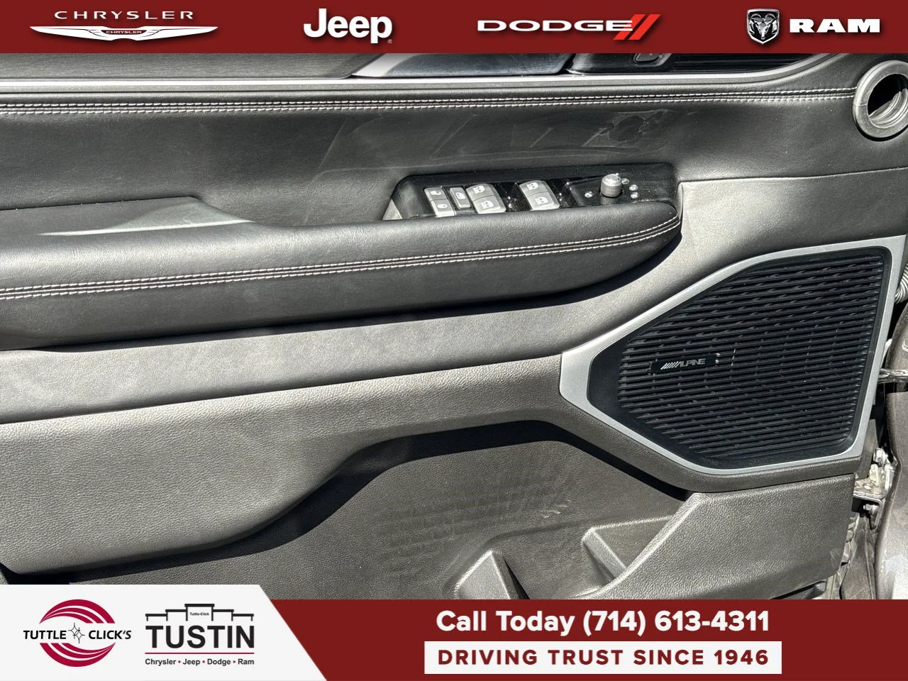 New 2026 Baltic-Gray Metallic Clear-Coat Exterior Paint Jeep 4DR 2WD image 27