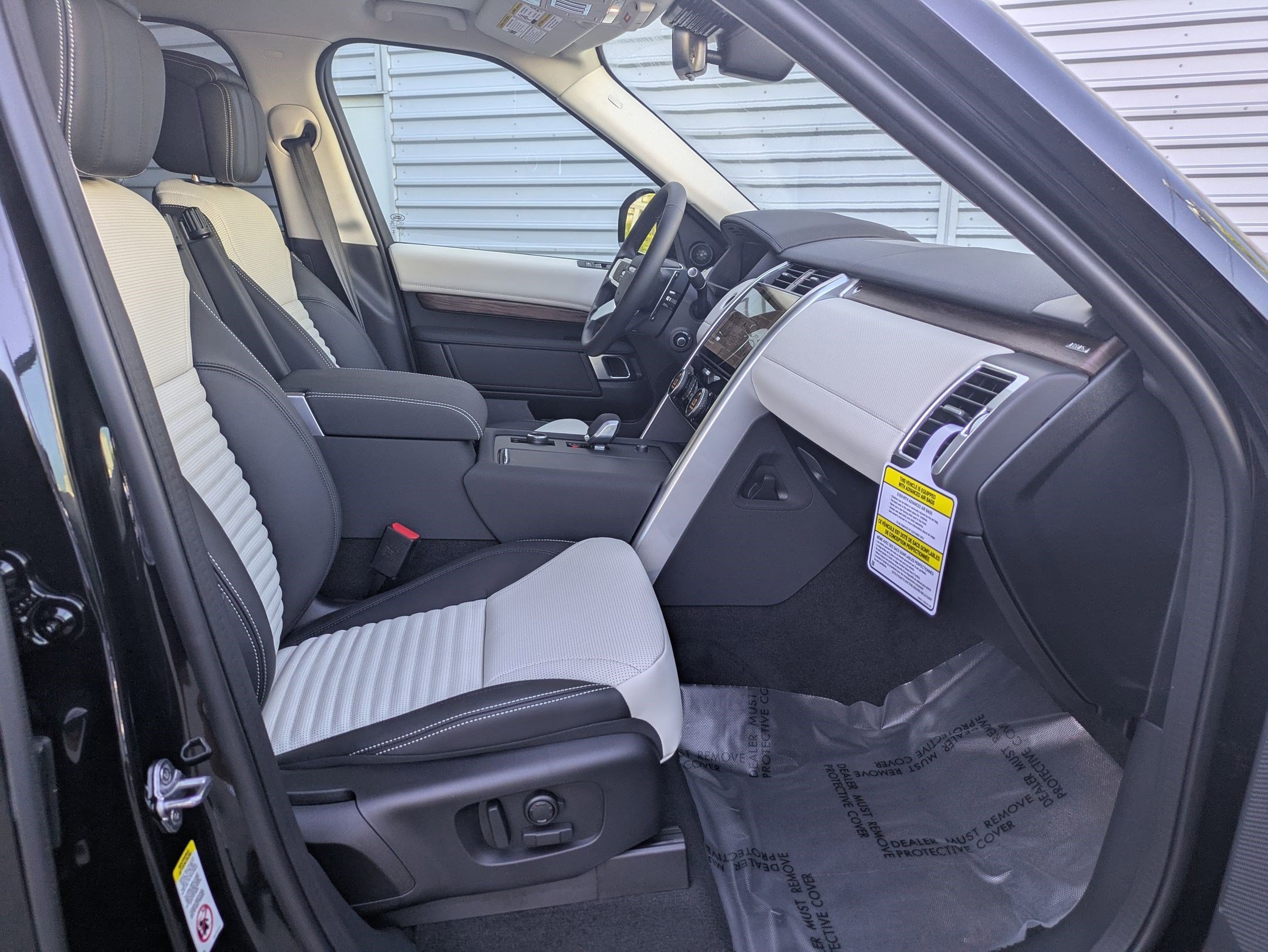 2026 Land Rover Discovery Dynamic SE - Photo 29