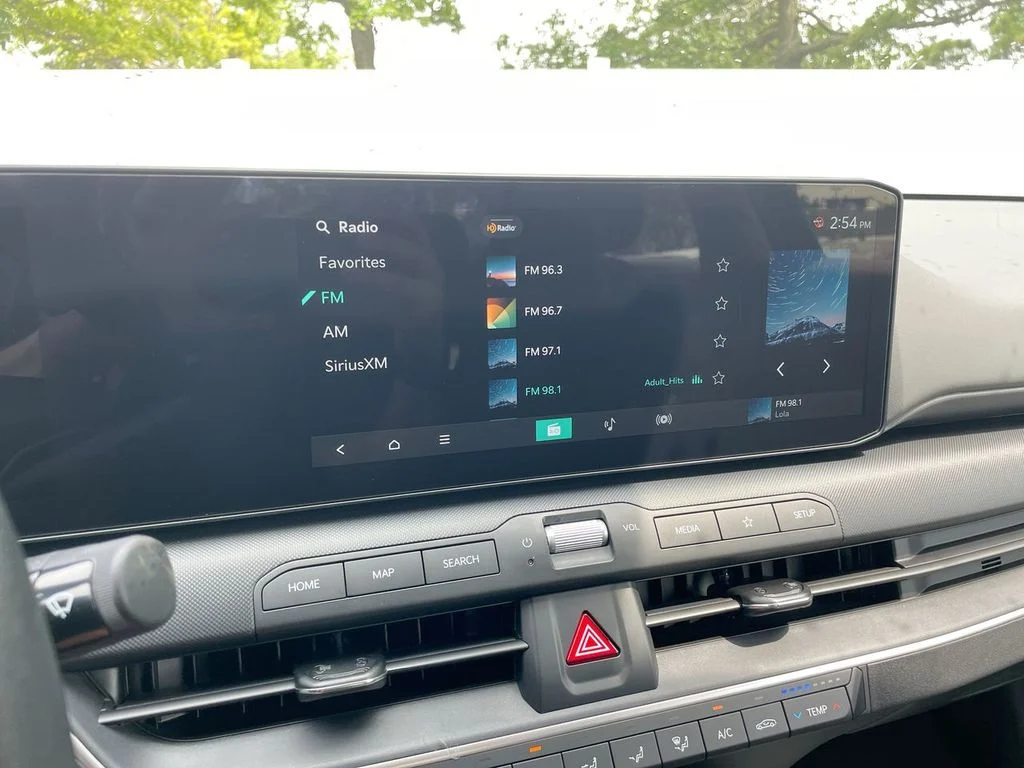 2025 Kia K4 LX - Photo 42