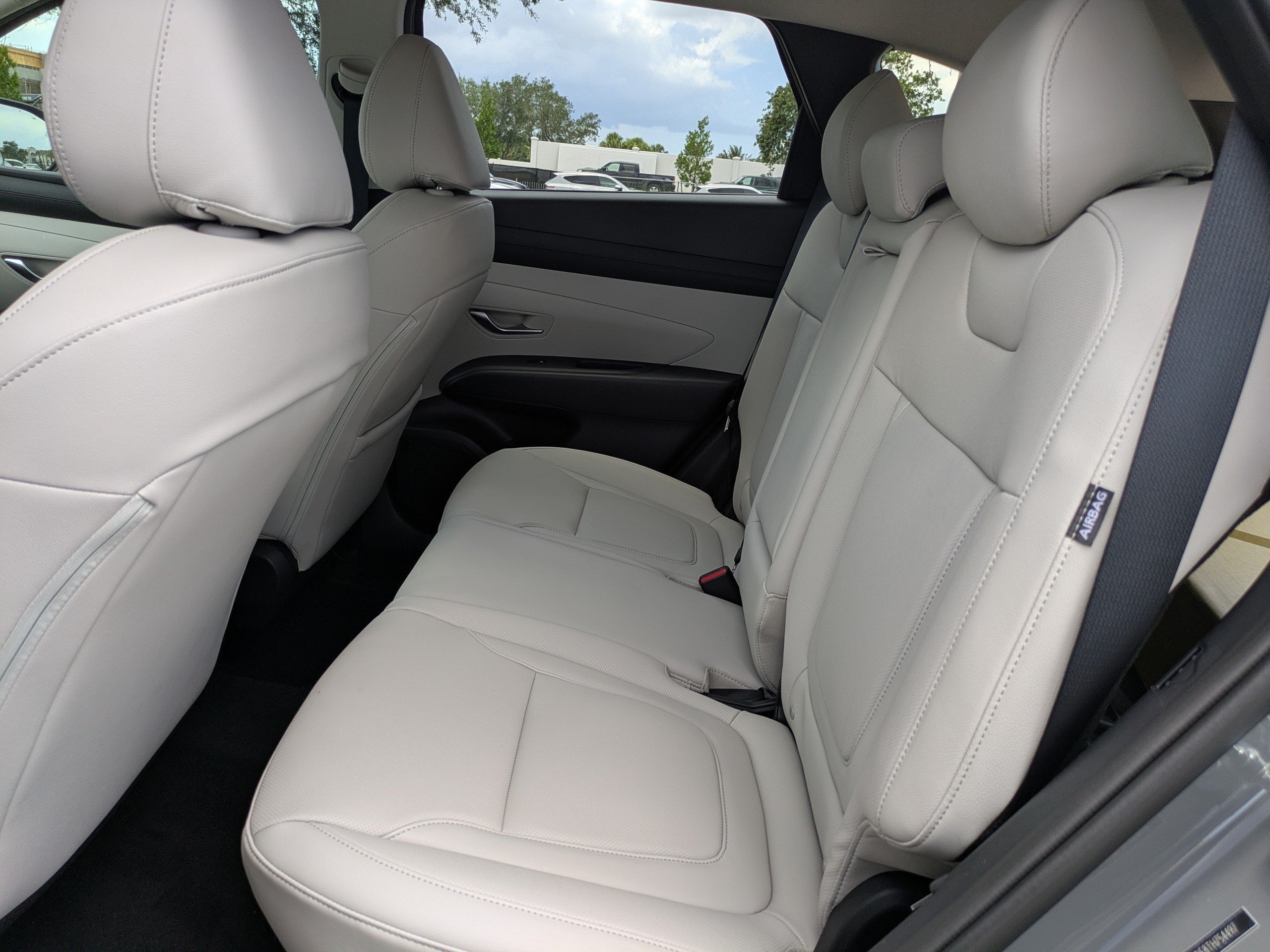 New 2026 Hampton Gray Hyundai SEL FWD image 12