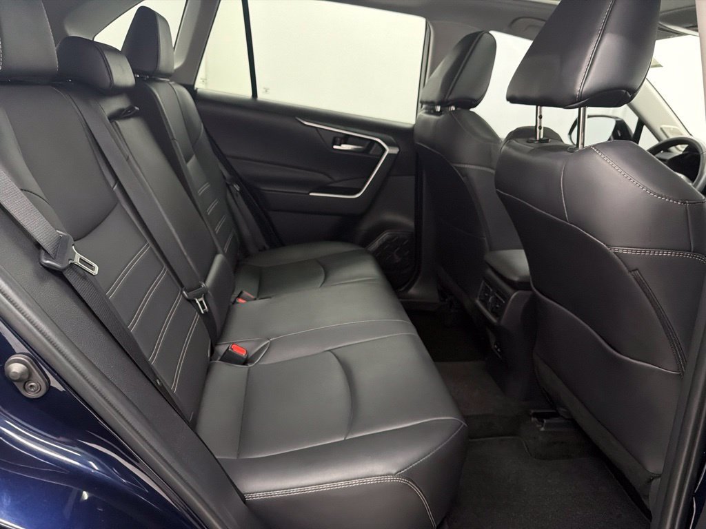 Used 2024 Blue Toyota XLE Premium image 29