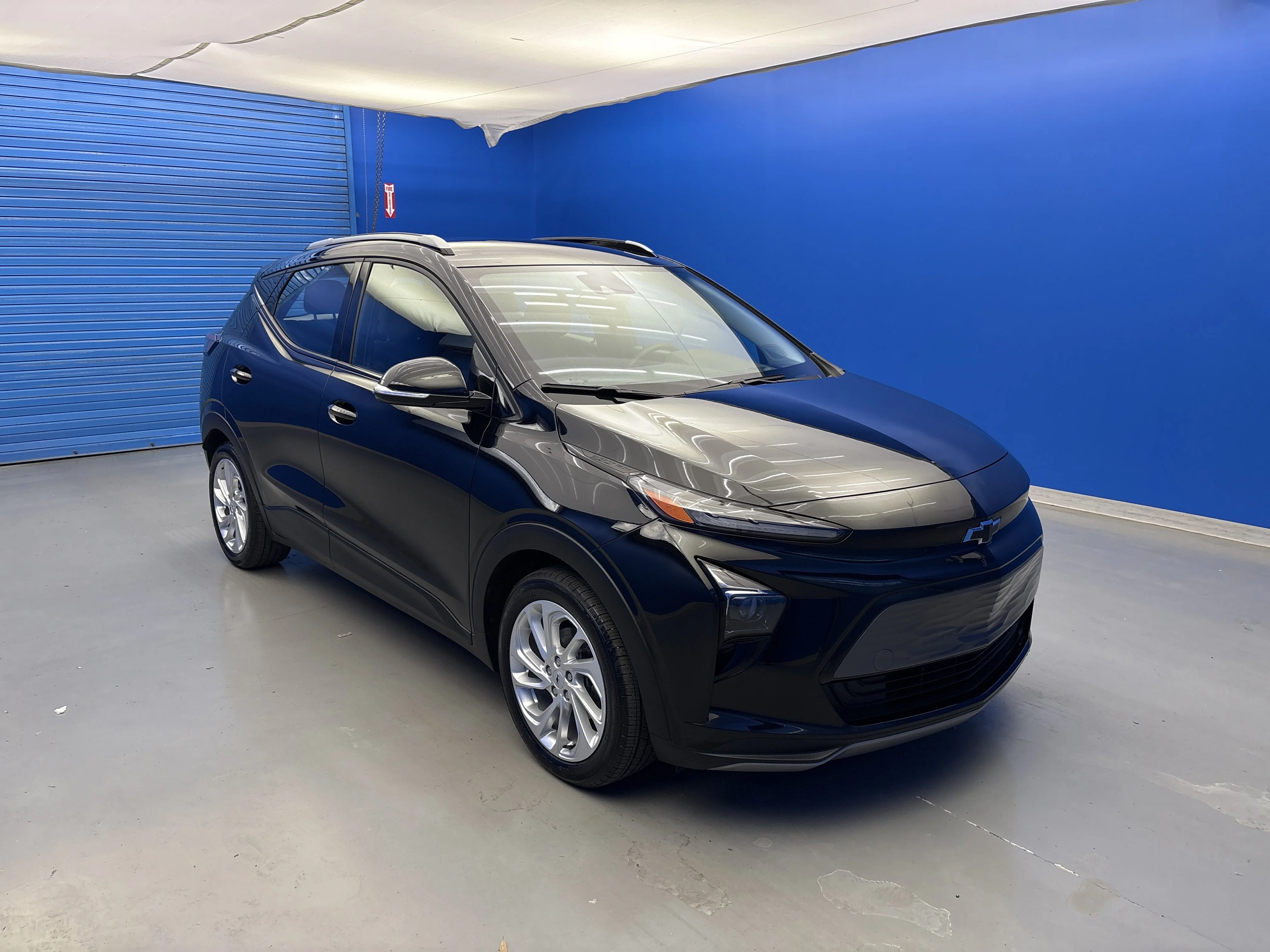 Used 2023 Chevrolet Bolt EUV LT with VIN 1G1FY6S0XP4180666 for sale in Jeffersontown, KY