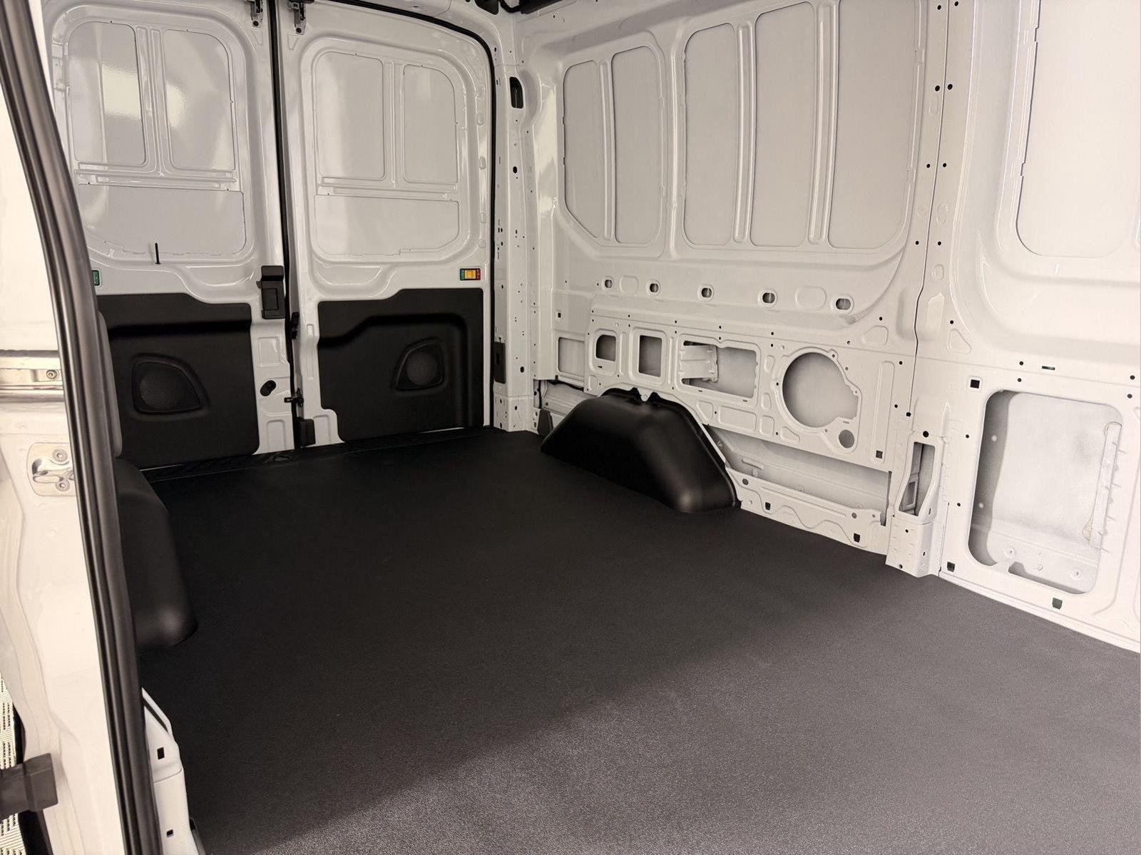 New 2026 Oxford White Ford Cargo Van image 17