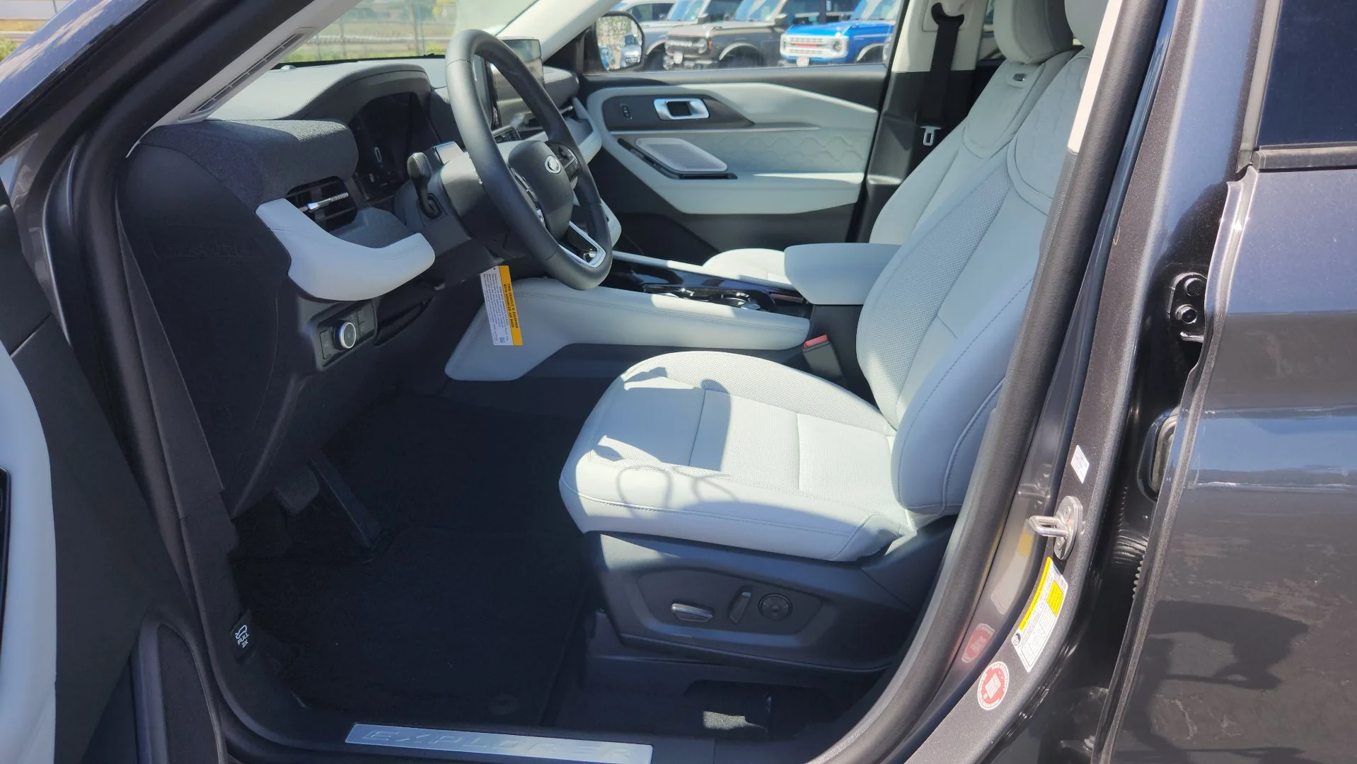 New 2026 Carbonized Gray Metallic Ford Platinum image 13