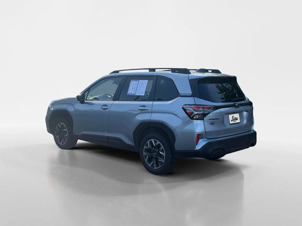 Used 2025 Ice Silver Metallic Subaru Premium image 6