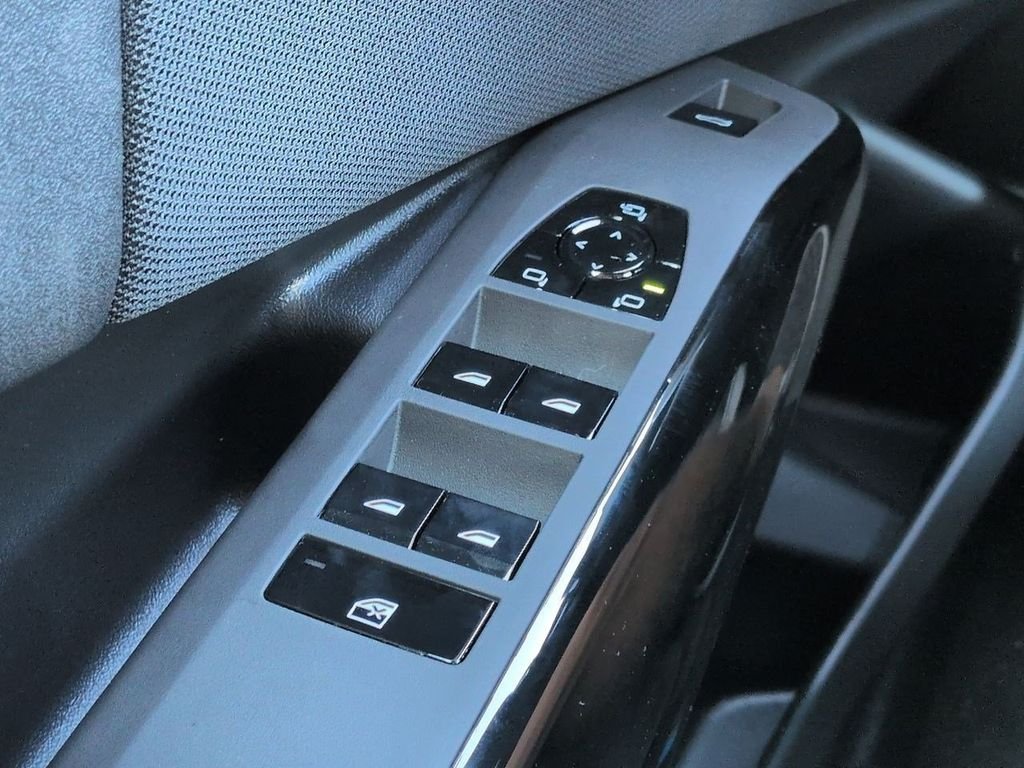 New 2026 Dune Grey Metallic BMW 30 xDrive image 25