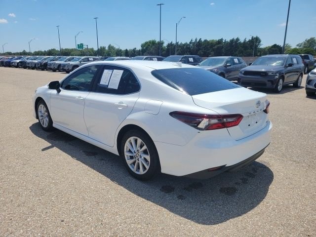 Used 2024 Ice Toyota LE image 21