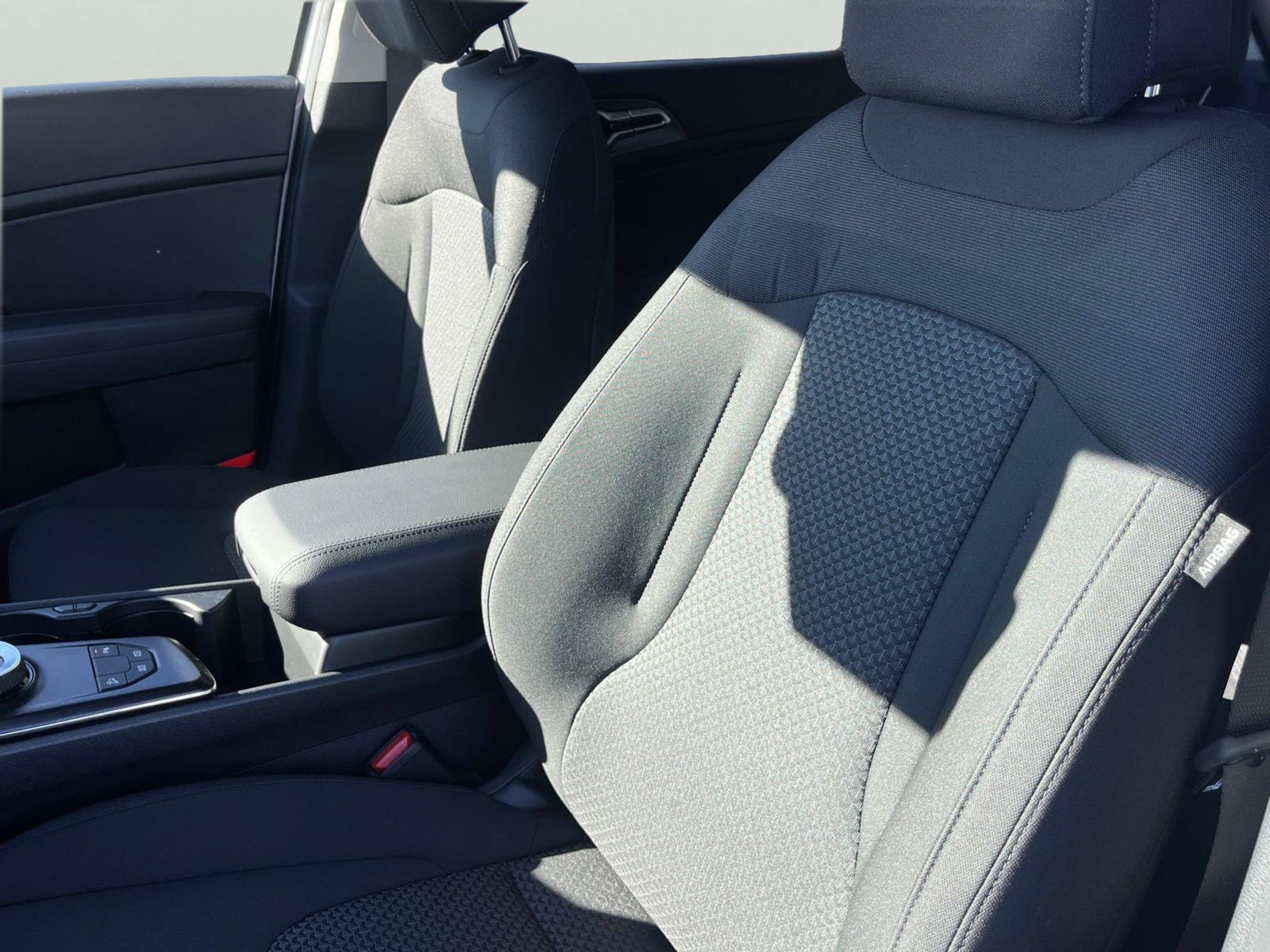 New 2027 Snow White Pearl Kia S image 21