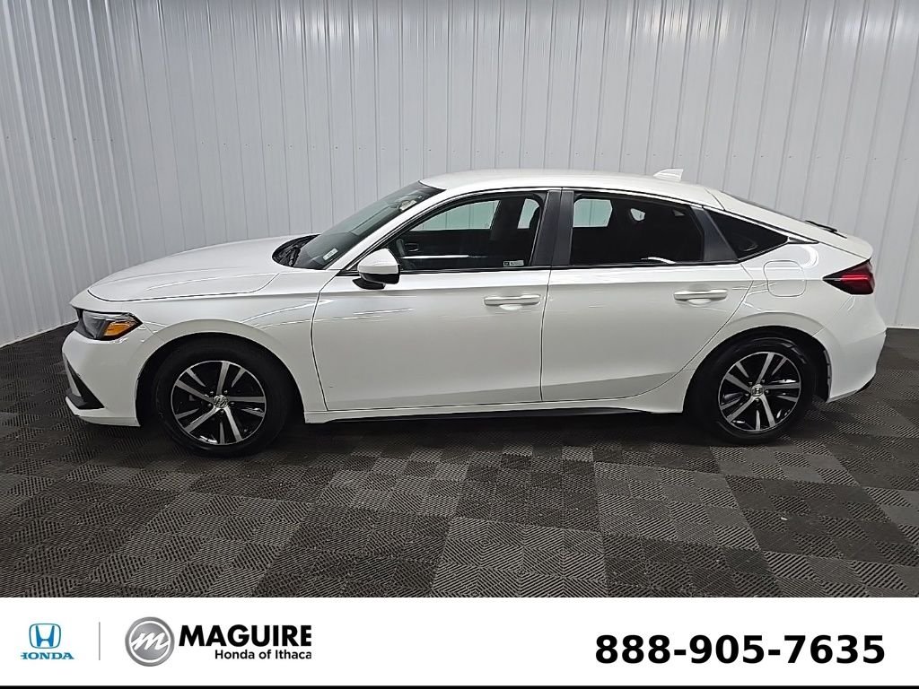 Used 2023 White Honda LX image 5
