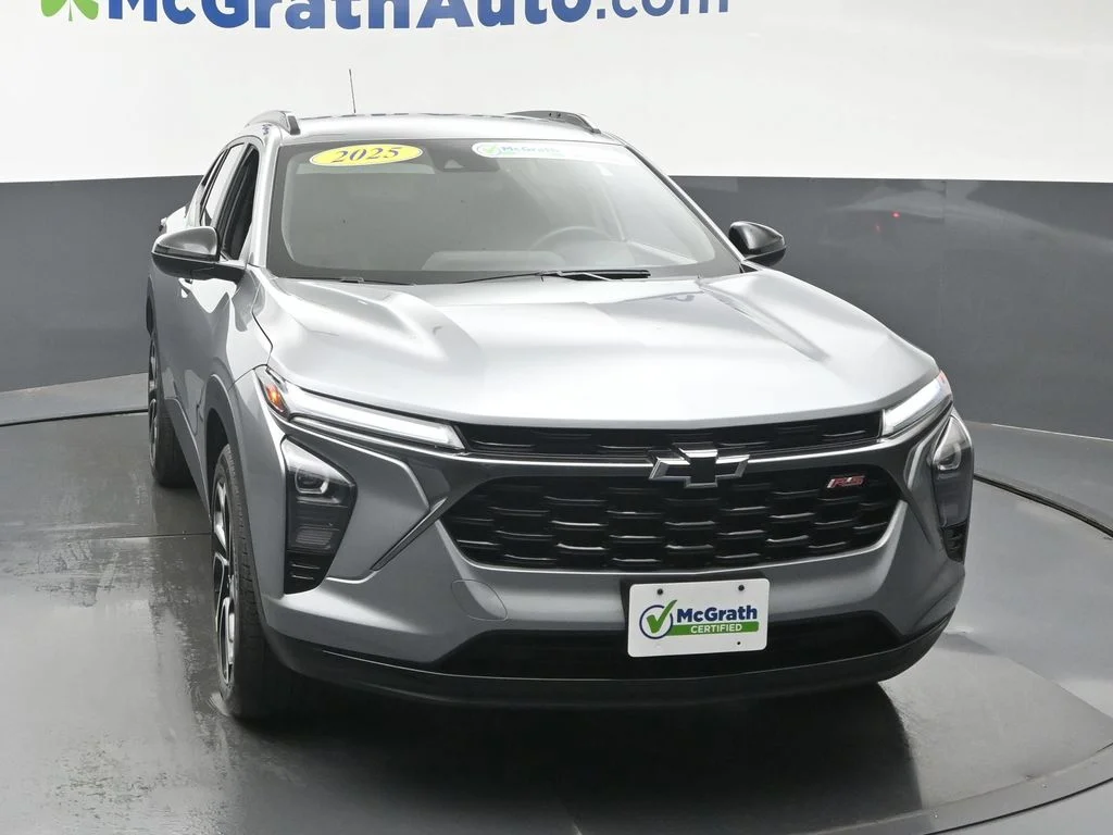 Used 2025 Gray Chevrolet 2RS image 5