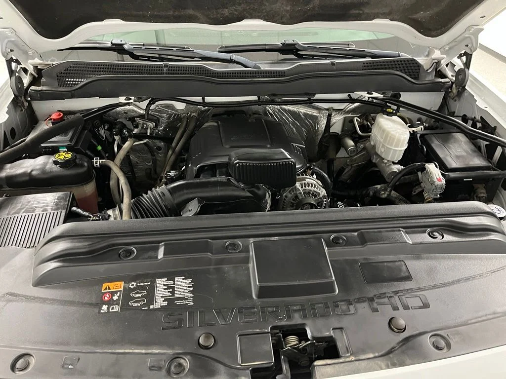 Used 2018 White Chevrolet LTZ image 61