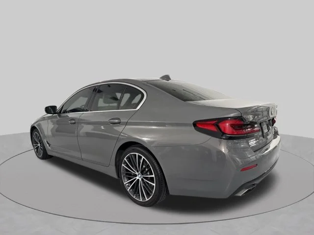 Used 2021 Gray BMW 530i xDrive image 6