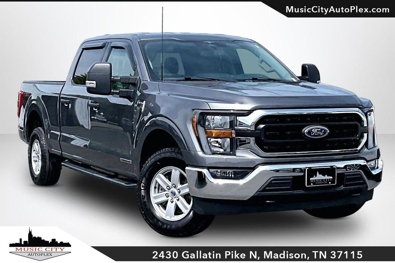 Used 2023 CARBONIZED GRAY METALLIC Ford XLT image 1