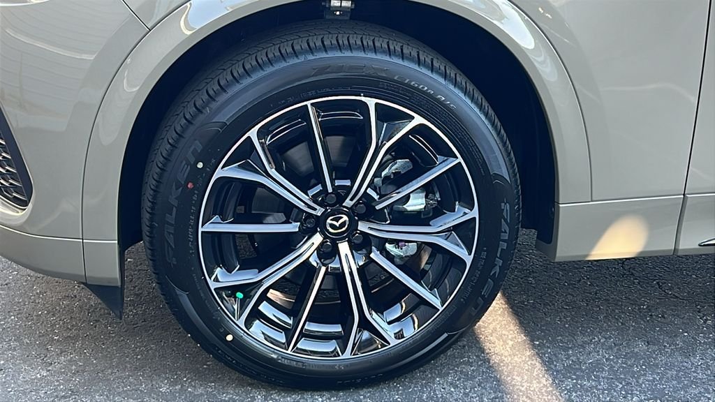 2025 Mazda CX-70 Premium Package - Photo 12