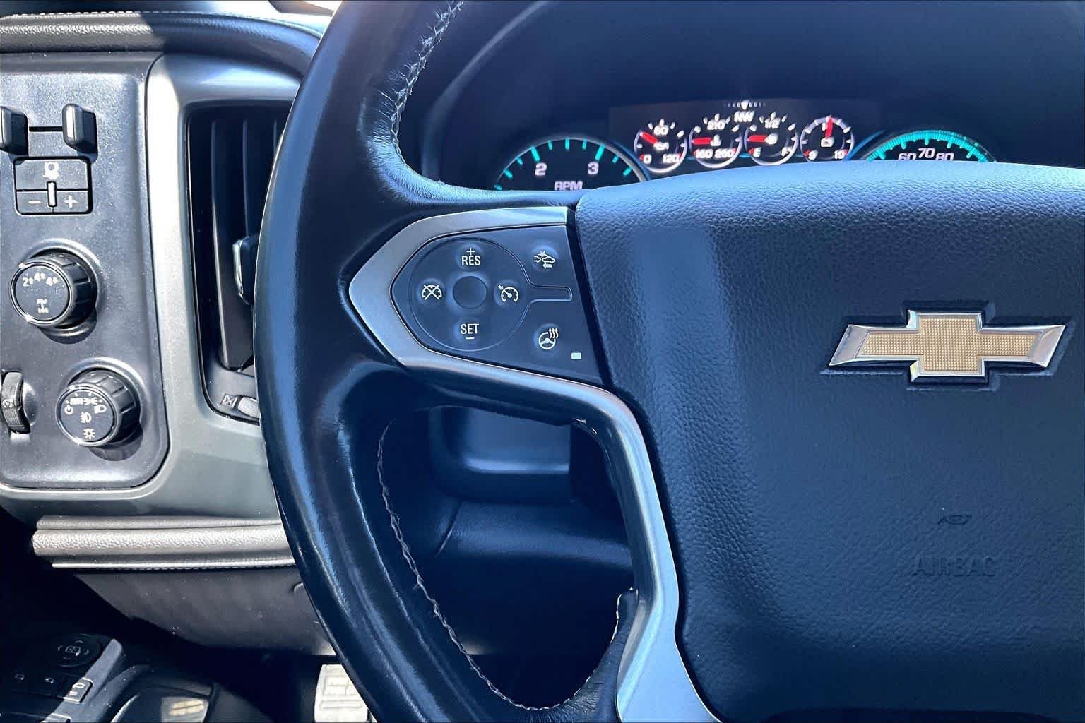 Used 2019 Summit White Chevrolet LTZ image 24