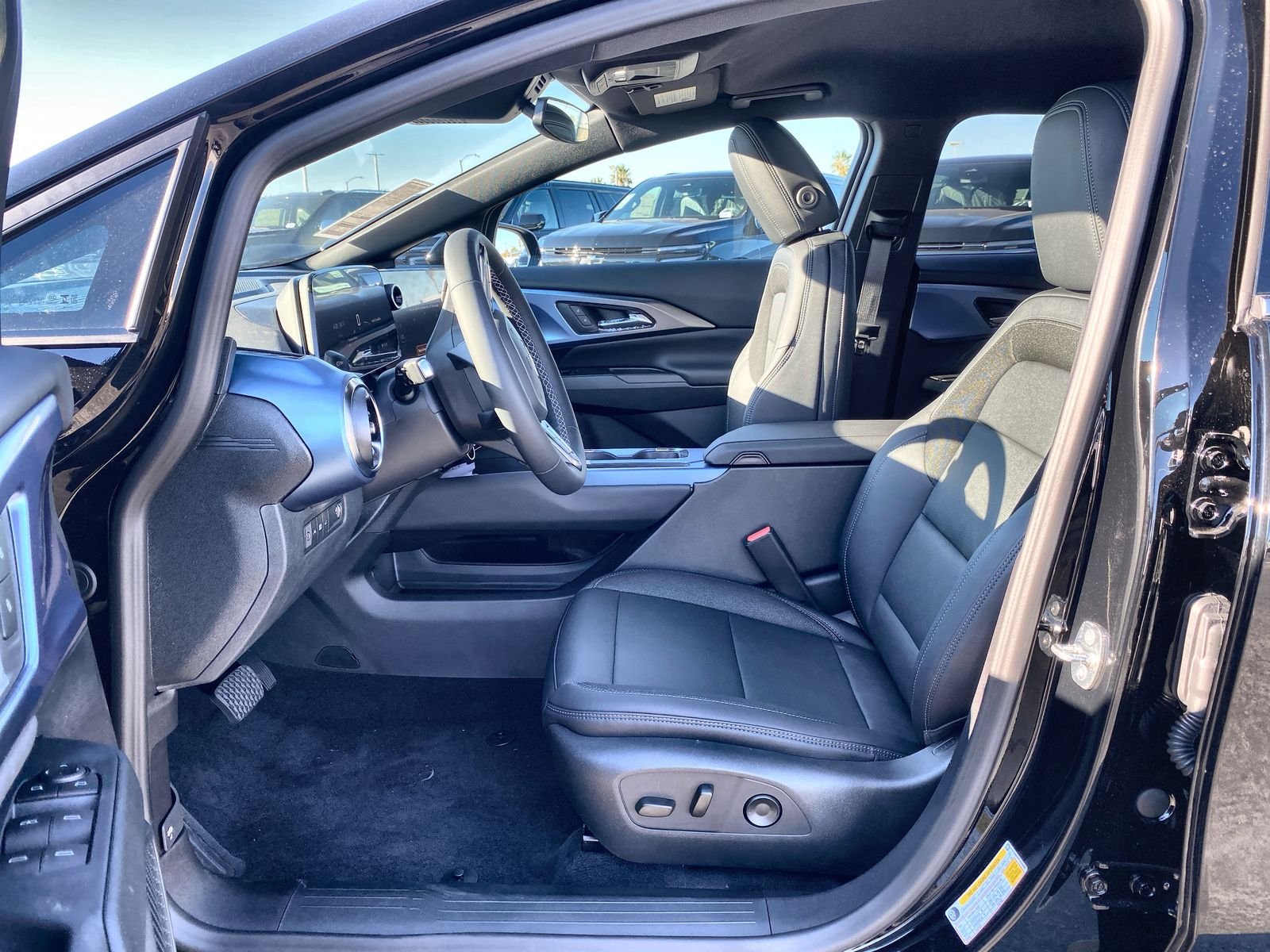 2026 Chevrolet Equinox EV 2LT - Photo 73