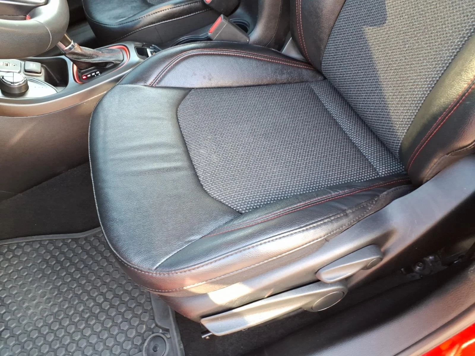 Used 2021 Red Redline Pearlcoat Jeep Trailhawk image 33