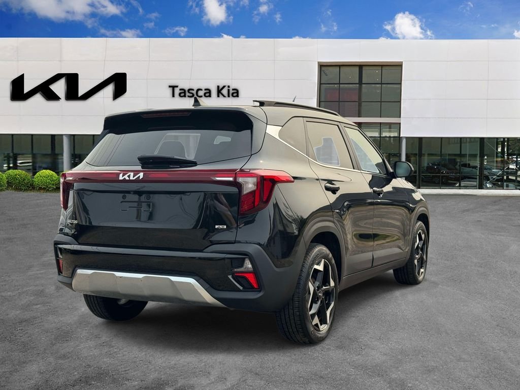 Used 2024 Black Kia EX image 4