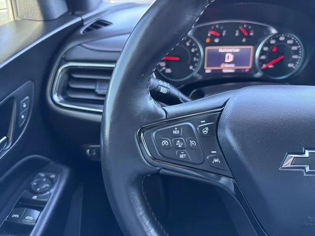 Used 2022 Red Chevrolet RS image 31