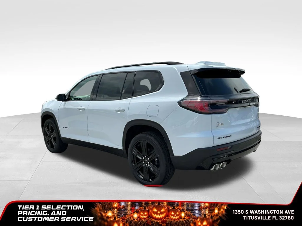 New 2026 Glacier White Tricoat GMC Elevation image 5