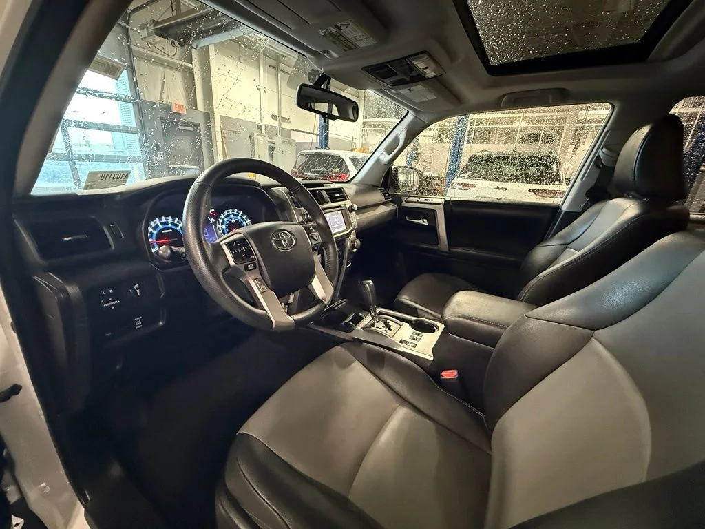 Used 2015 White Toyota SR5 Premium image 22