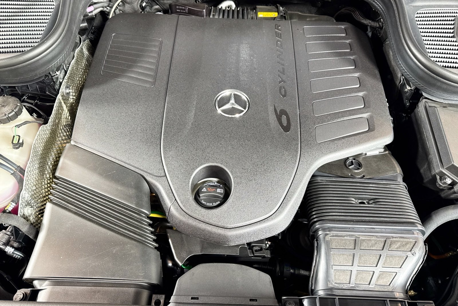 New 2026 Obsidian Black Metallic Mercedes-Benz GLS 450 image 29