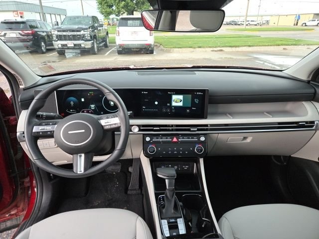 Certified Used 2025 Red Hyundai SEL Convenience image 6