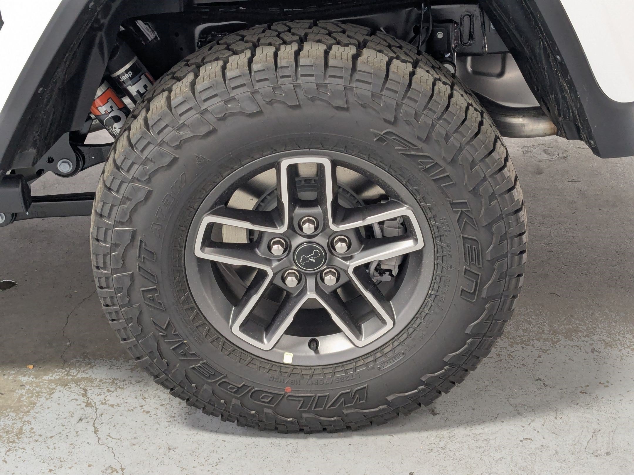 2025 Jeep Gladiator Mojave - Photo 17