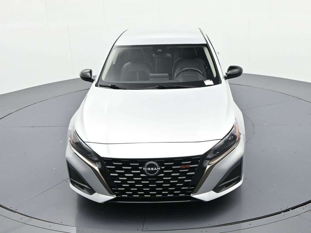 Used 2024 Brilliant Silver Metallic Nissan 2.5 SR Sedan image 15