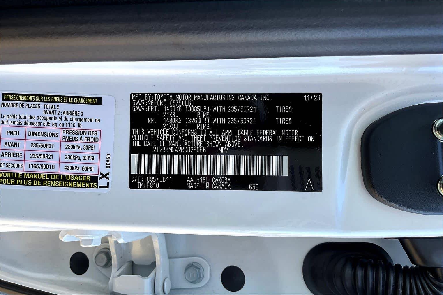 Used 2024 Eminent White Pearl Lexus Premium Plus image 31