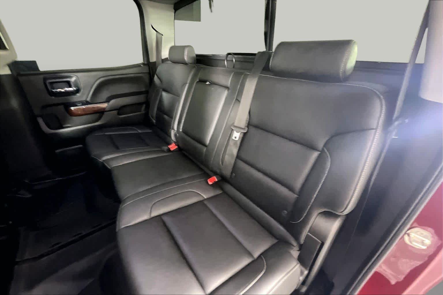 Used 2018 RED QUARTZ TINTCOAT GMC SLT image 19