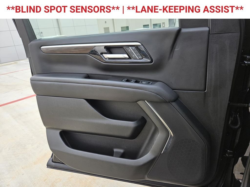 Used 2025 Black Chevrolet Z71 image 11