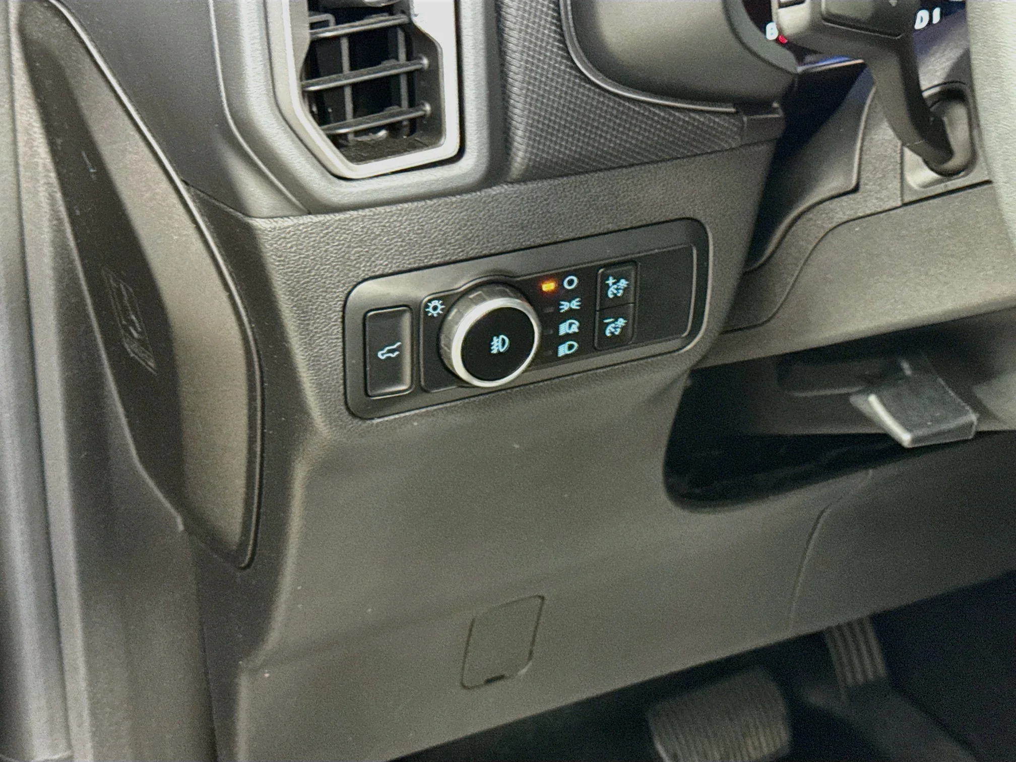 Certified Used 2024 Shadow Black Ford Big Bend image 10
