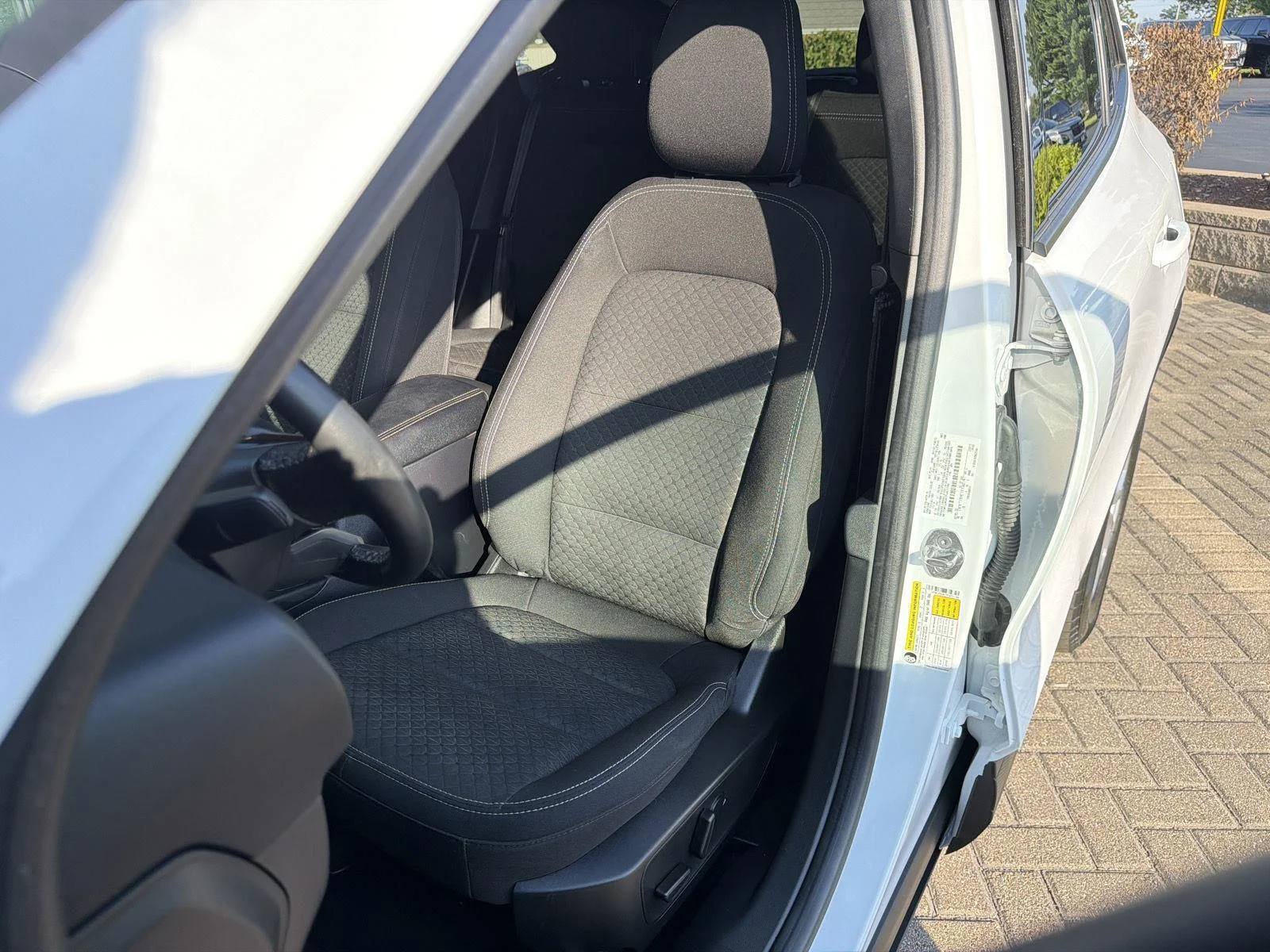 Used 2023 Oxford White Ford Active image 13