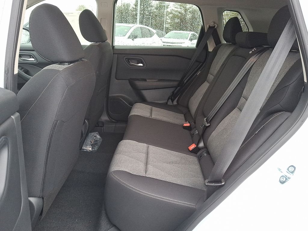 2026 Nissan Rogue — photo 6