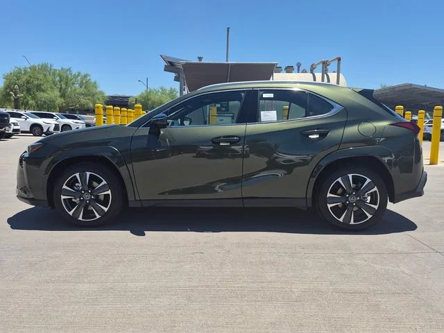 New 2026 Green Lexus 300h Premium image 7