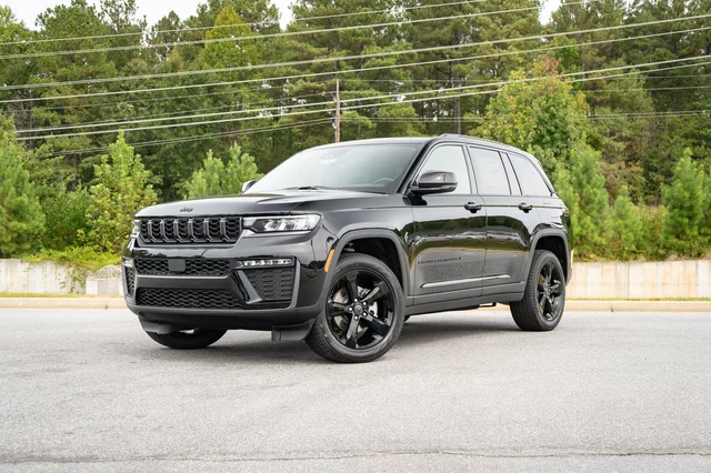 2027 Jeep Grand Cherokee 