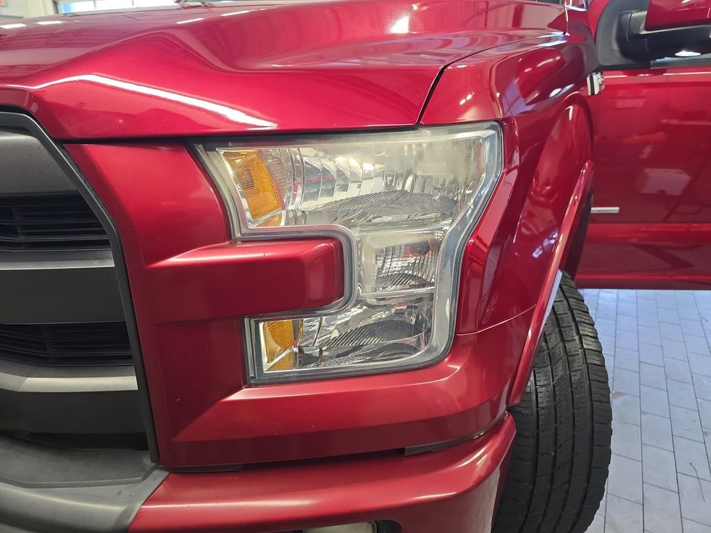 Used 2015 Red Ford Lariat image 34